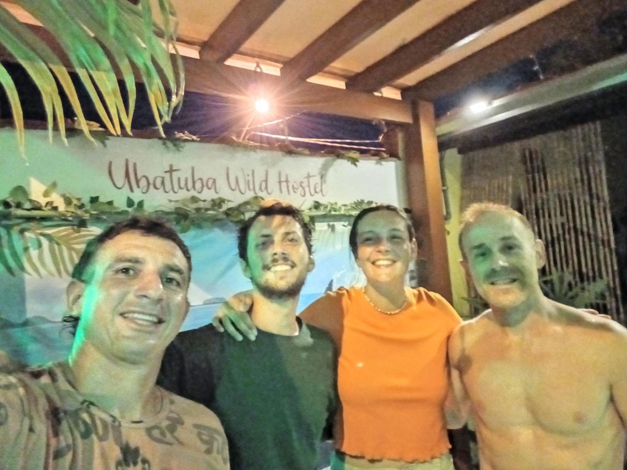 Ubatuba Wild Surf Hostel Ngoại thất bức ảnh