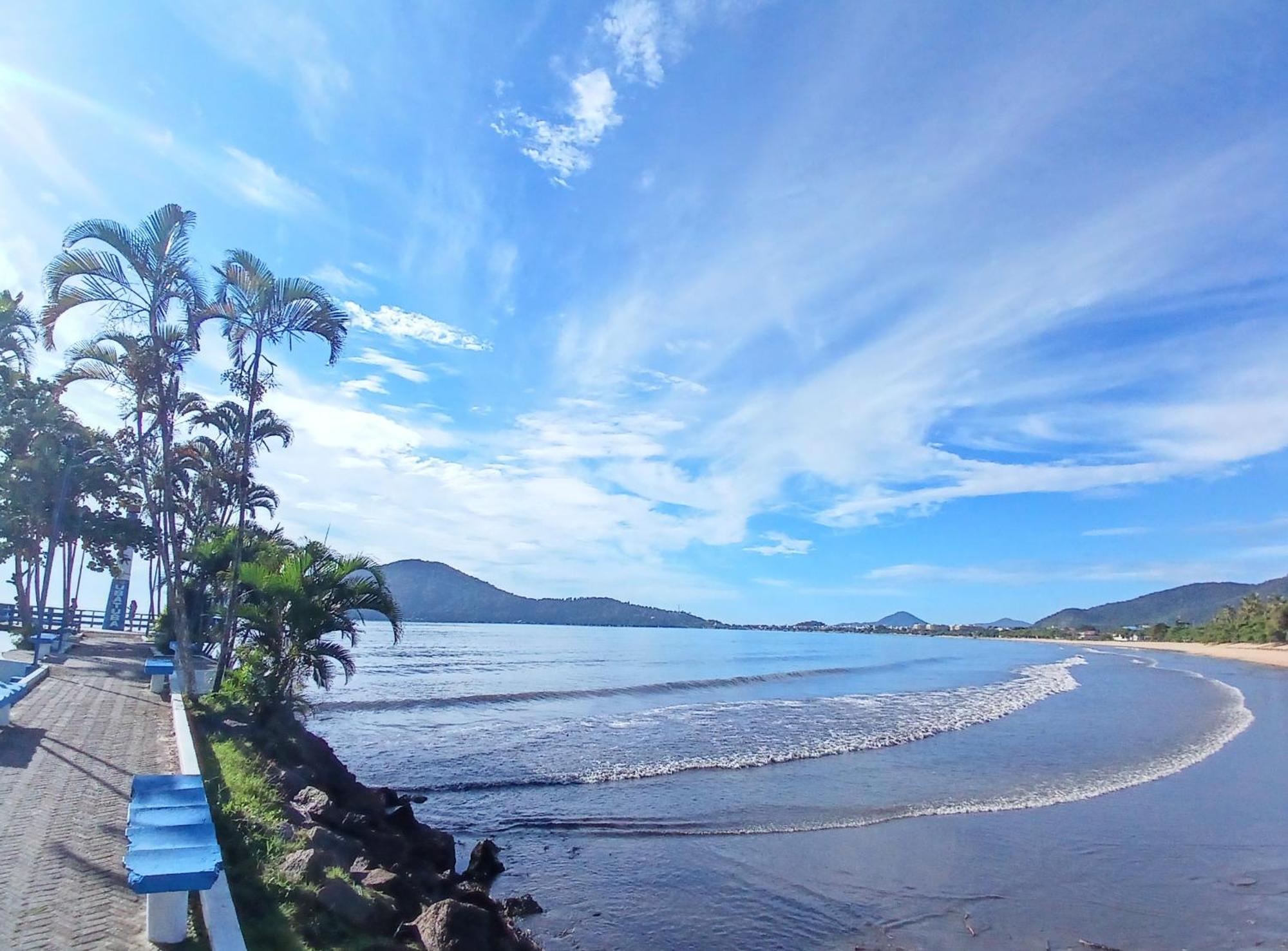 Ubatuba Wild Surf Hostel Ngoại thất bức ảnh