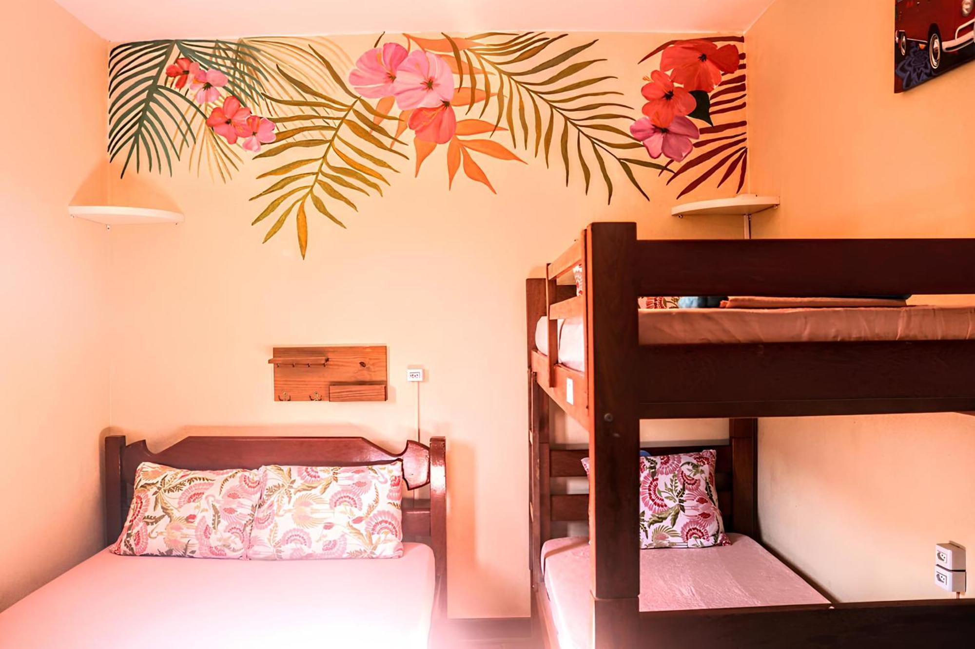 Ubatuba Wild Surf Hostel Ngoại thất bức ảnh
